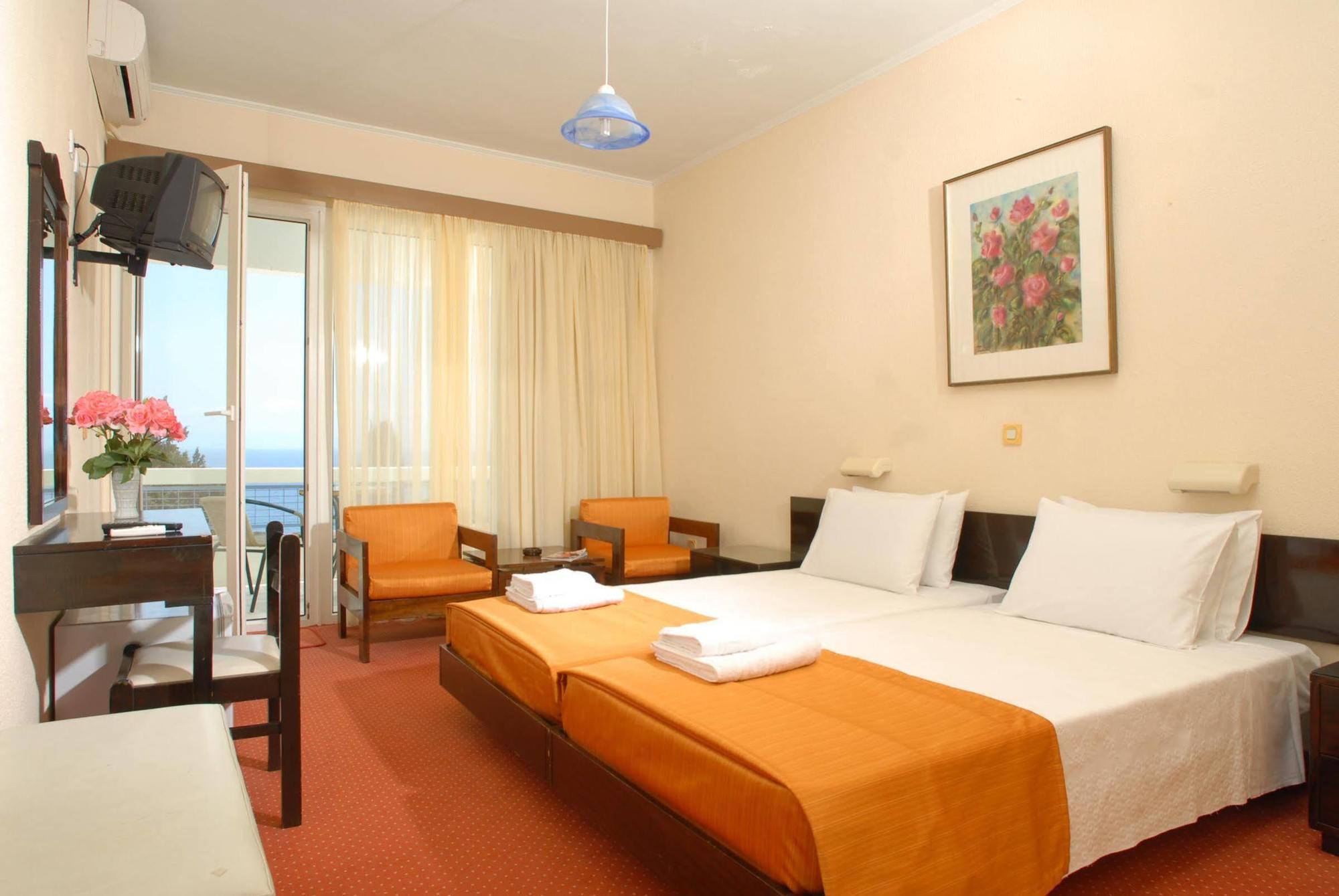 Alexandros Hotel ペラマ エクステリア 写真